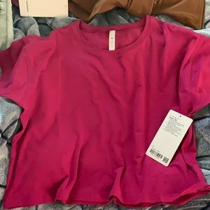 Lululemon brand new Cates Tee size 8! Ripened Ras color